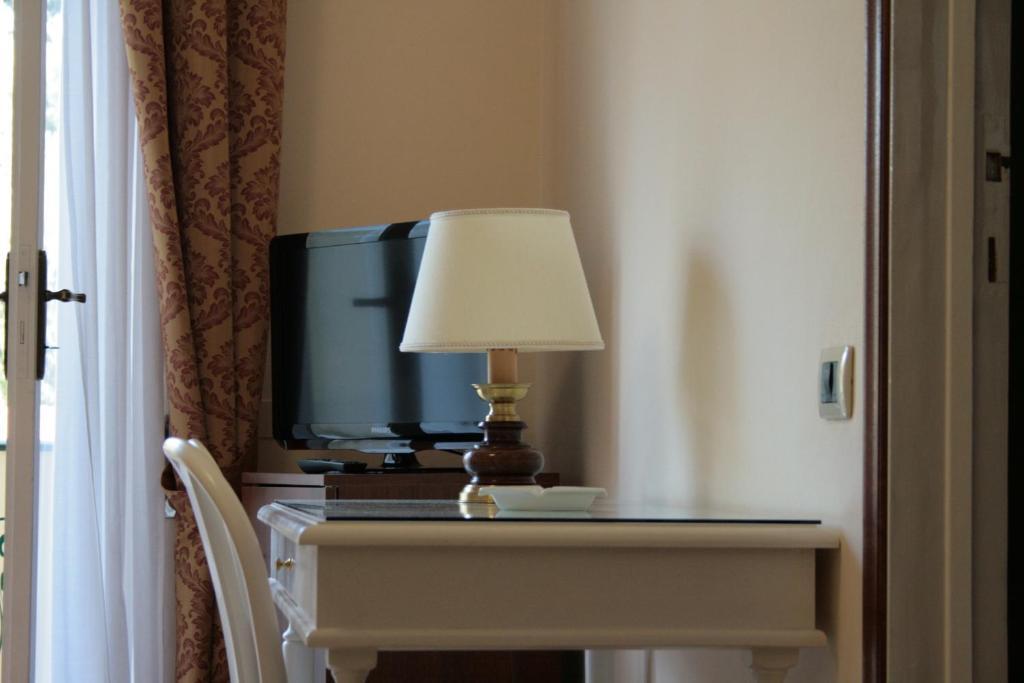Hotel Verdemare Marina di Pietrasanta Cameră foto